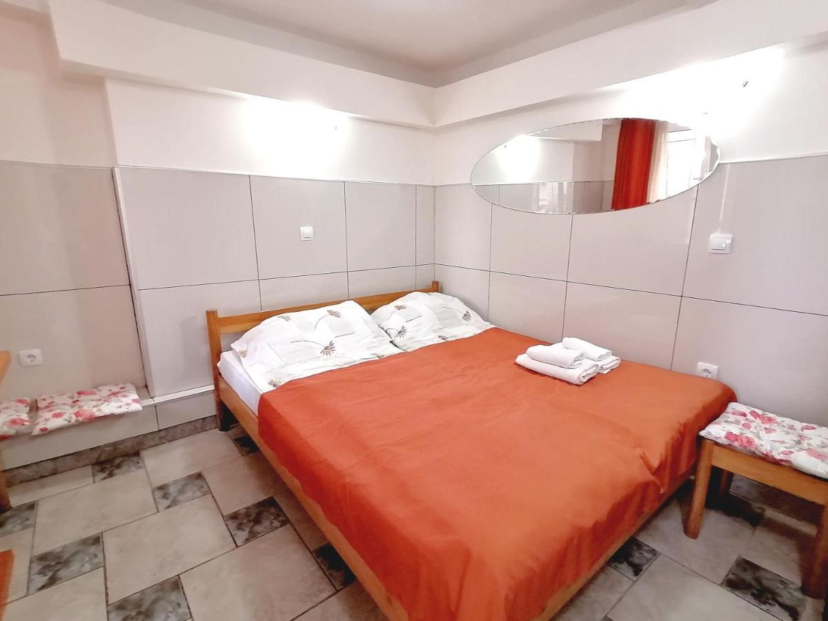 Vila Kosta City Center Port Ohrid Bagian luar foto