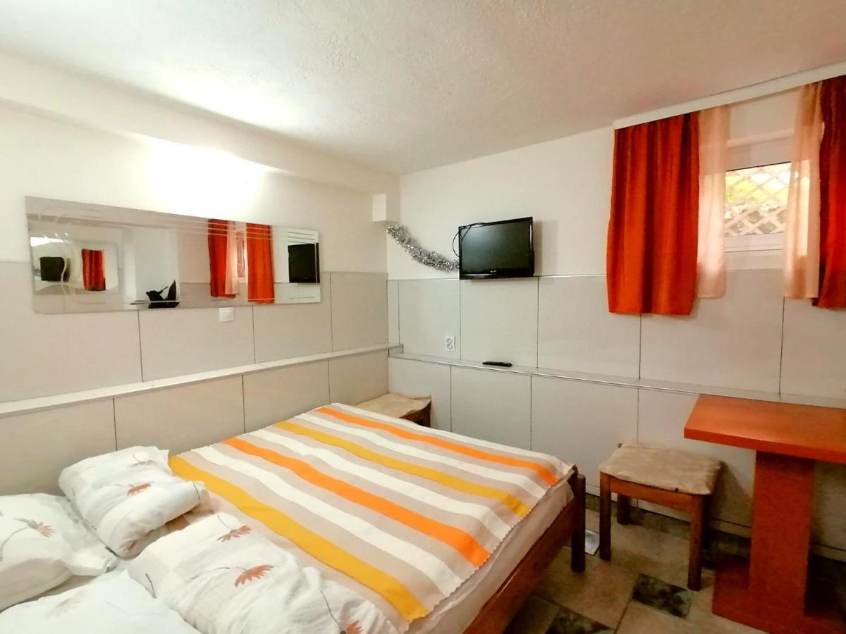 Vila Kosta City Center Port Ohrid Bagian luar foto