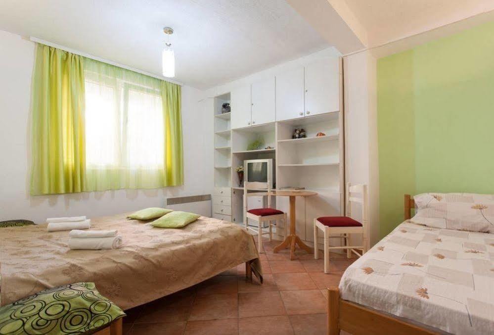 Vila Kosta City Center Port Ohrid Bagian luar foto